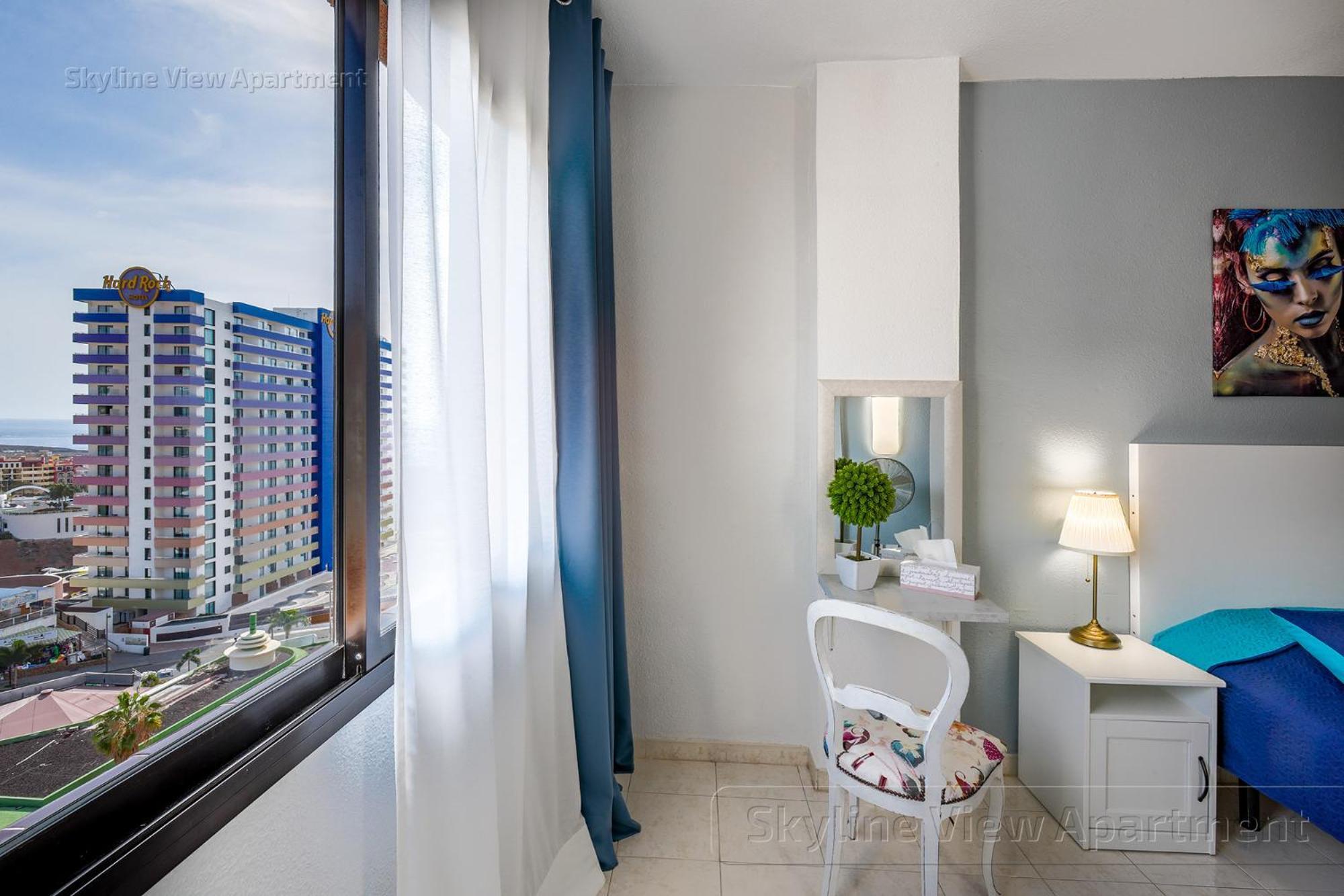 Skyline View Apartment - Free Private Parking Including & Guest Bonus 아데제 외부 사진