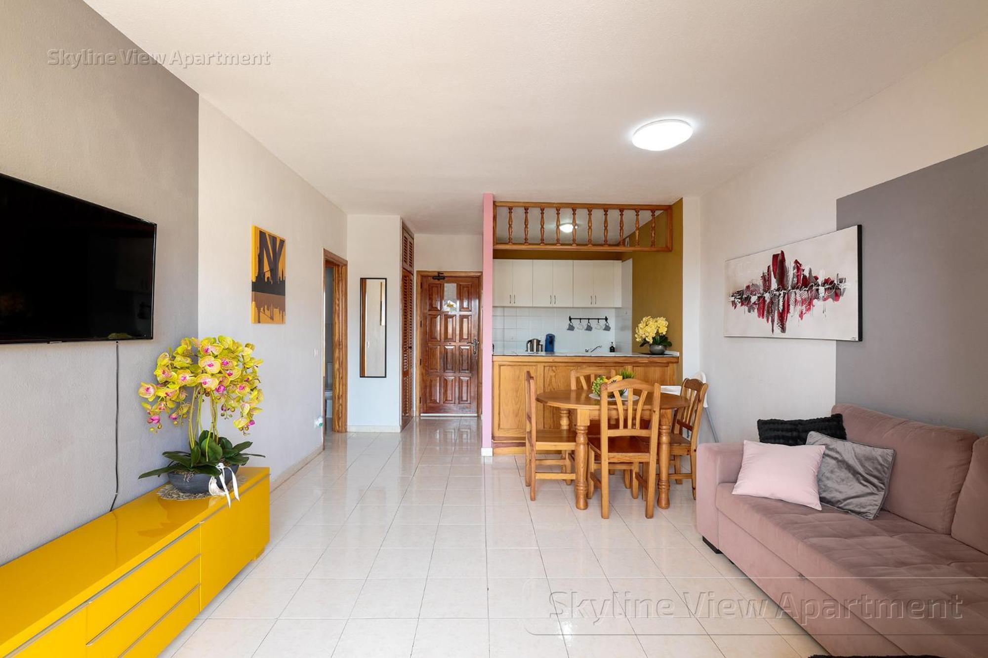 Skyline View Apartment - Free Private Parking Including & Guest Bonus 아데제 외부 사진