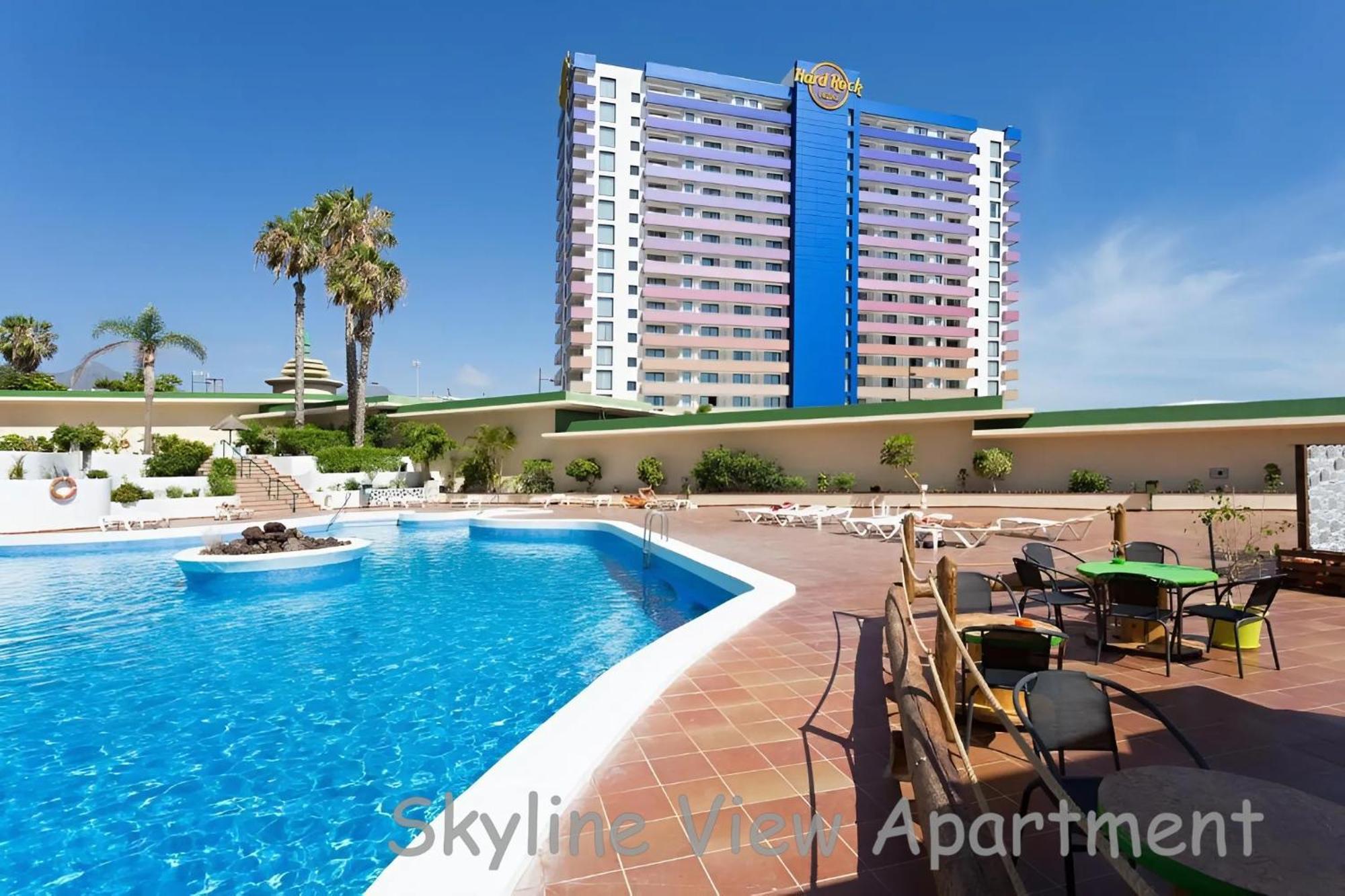 Skyline View Apartment - Free Private Parking Including & Guest Bonus 아데제 외부 사진