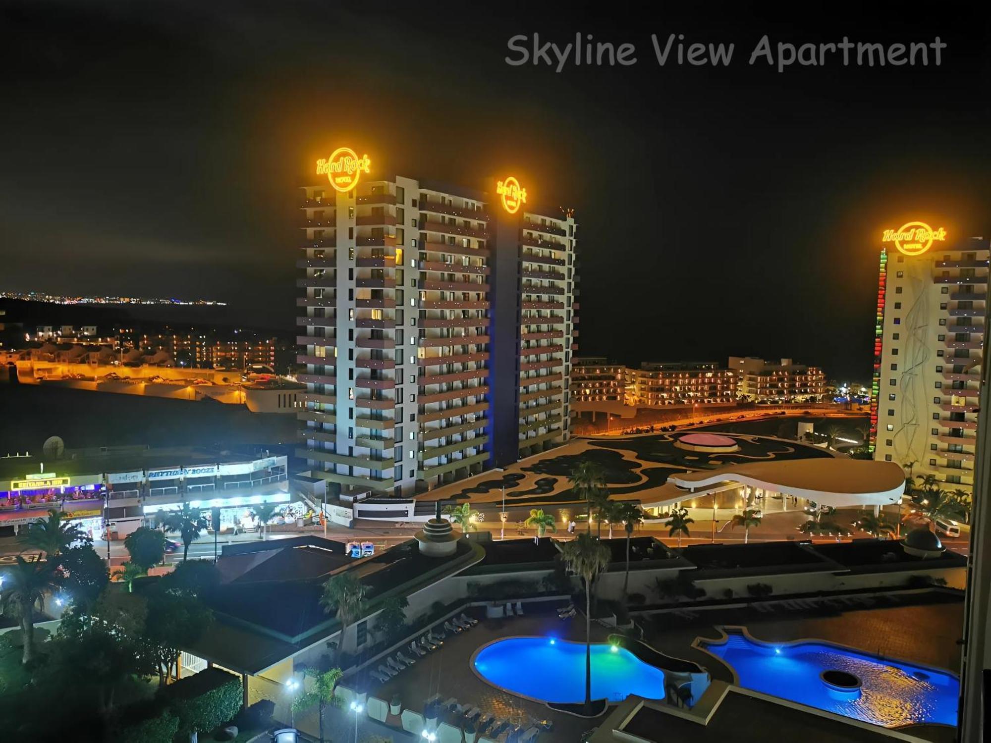 Skyline View Apartment - Free Private Parking Including & Guest Bonus 아데제 외부 사진